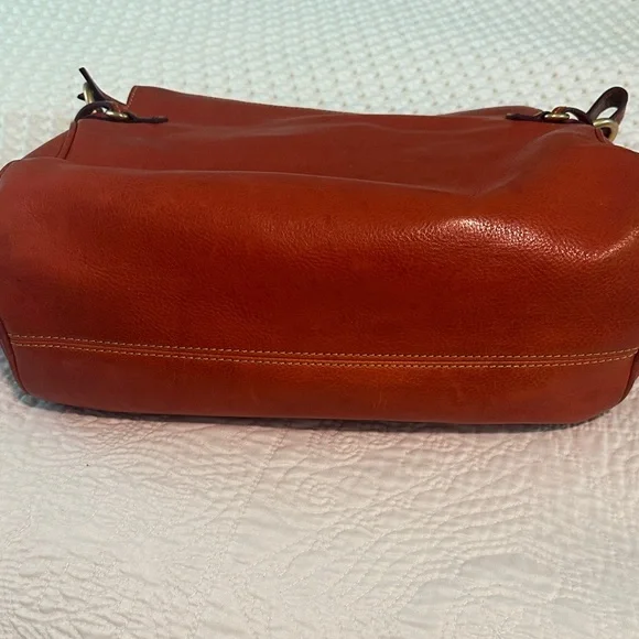 Dooney & Bourke Women's Tan Leather Bag - Picture 5 of 12